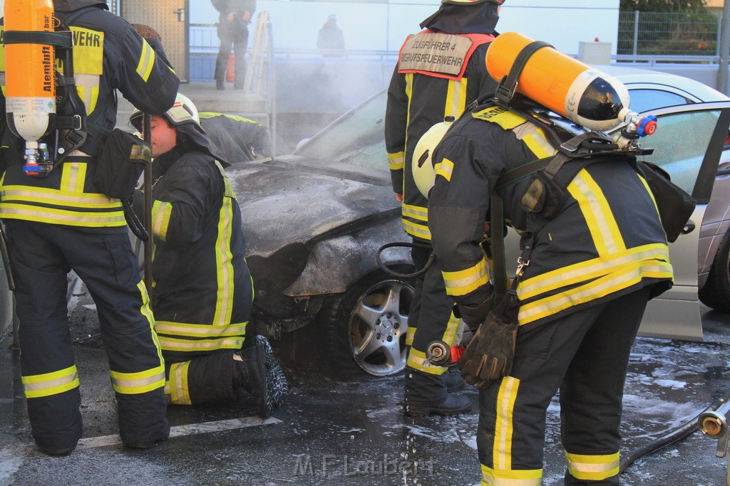 PKW Brand Koeln Bocklemuend Goerlinger Centrum JK P10.jpg